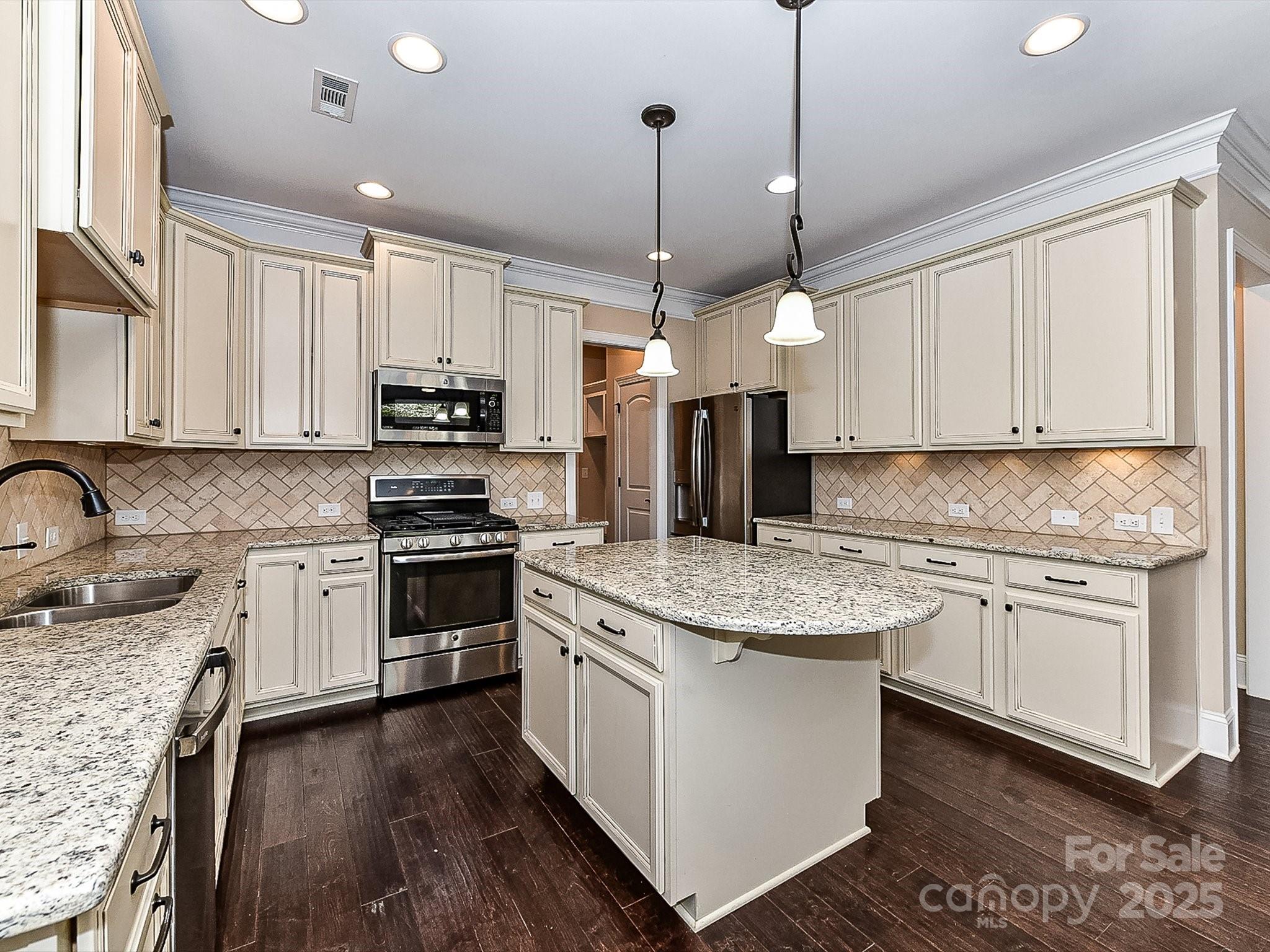 Beacon Knoll Villas - Residential