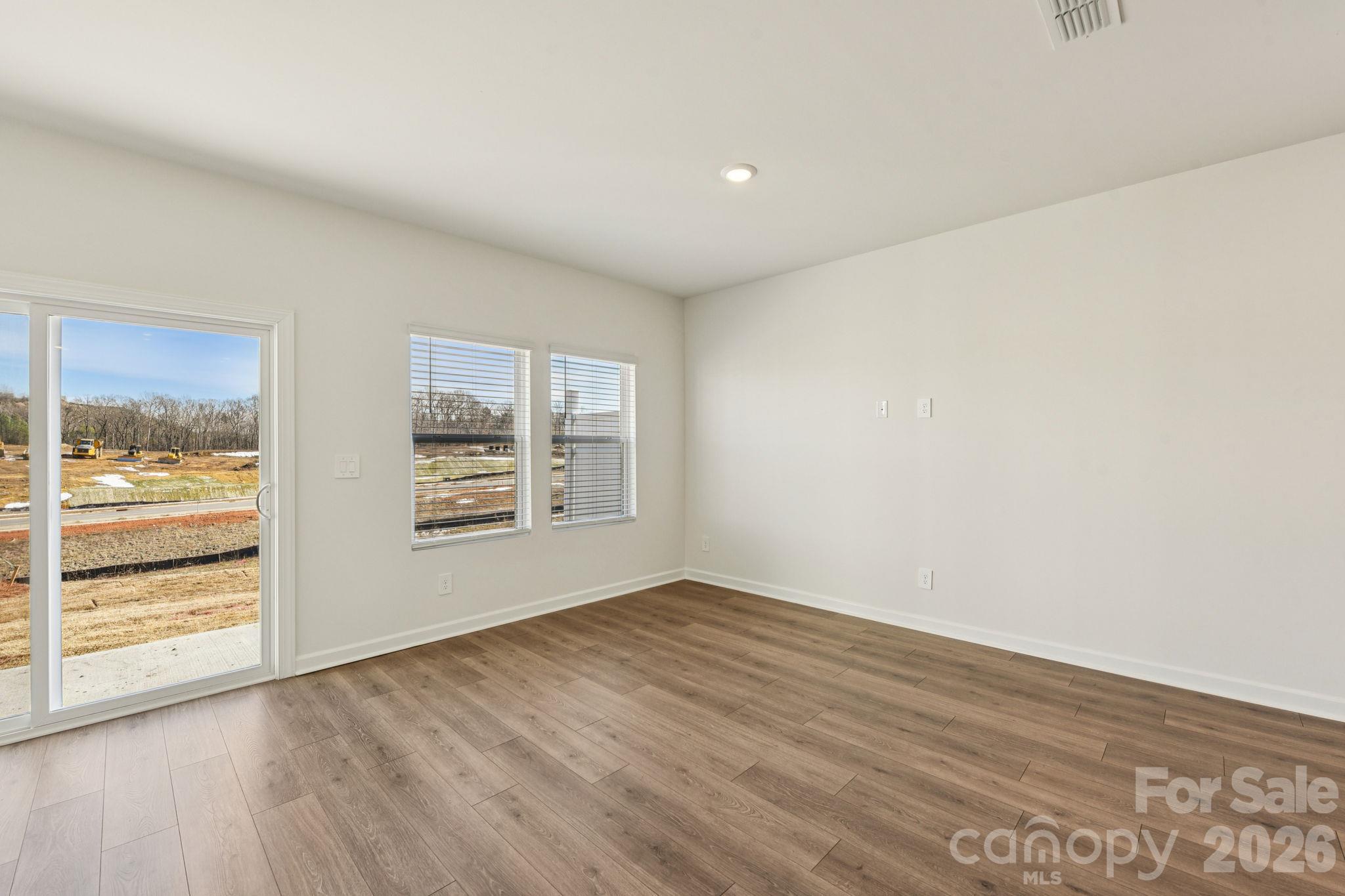 453 Markridge Loop