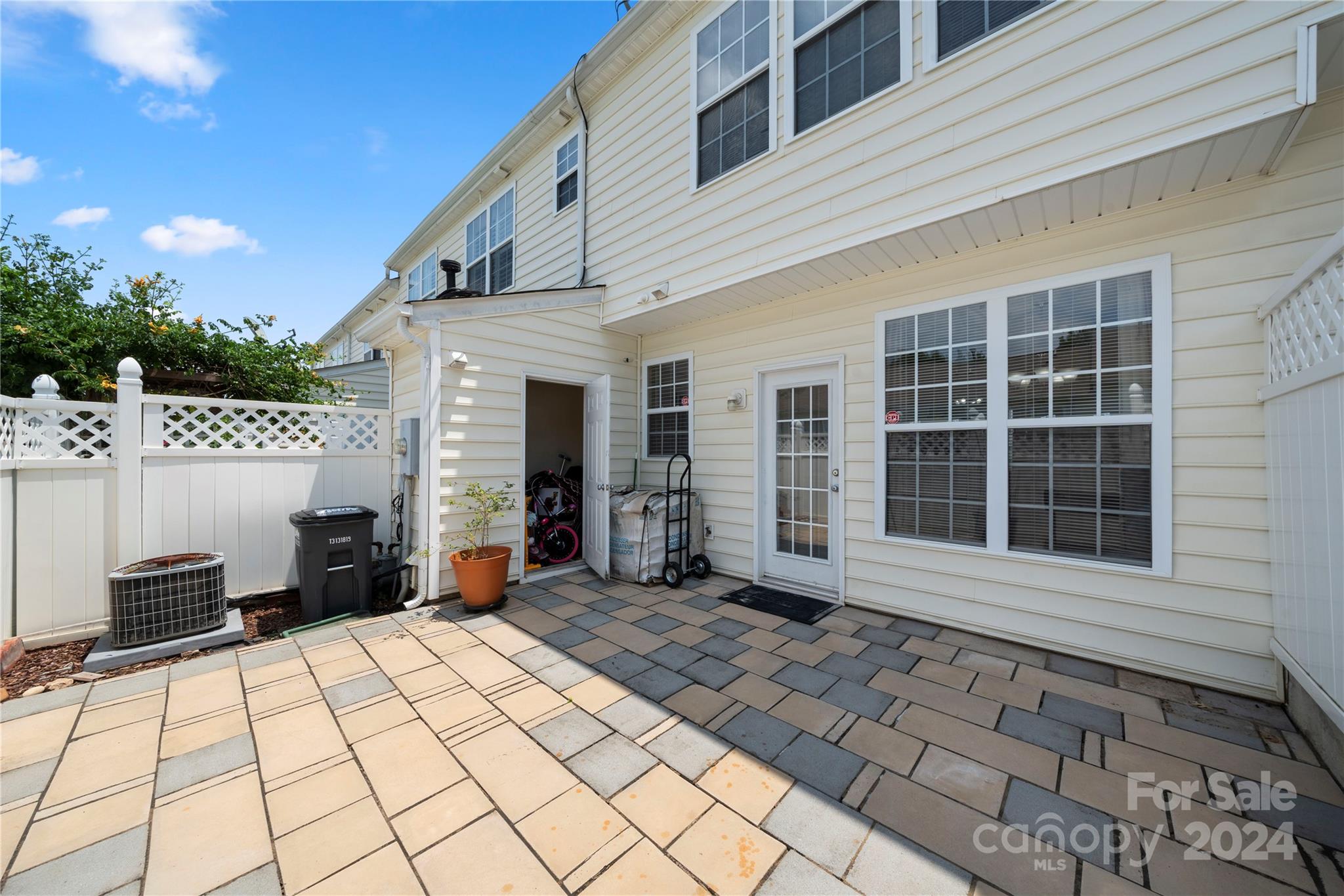 Fieldstone - Residential