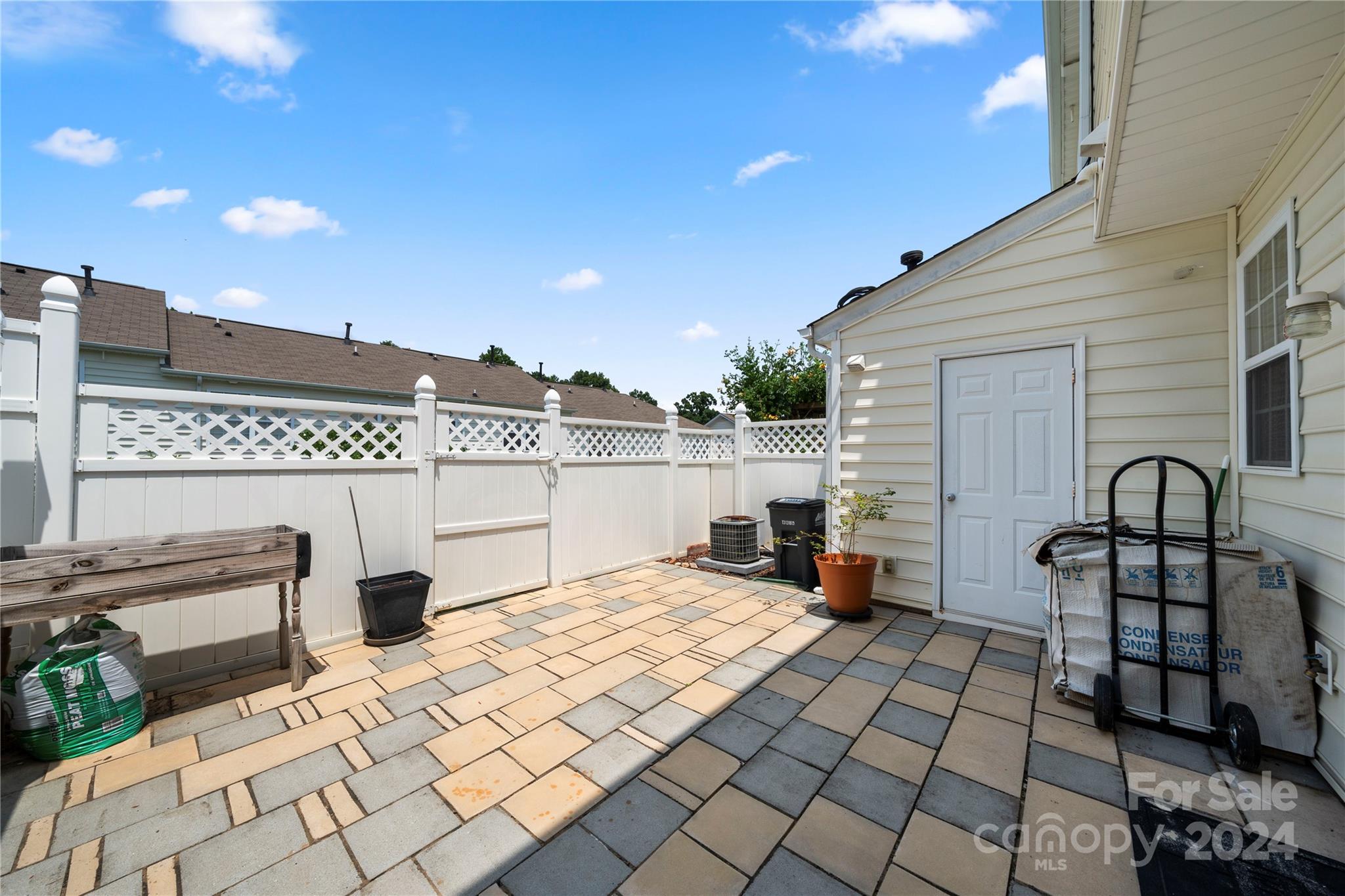 Fieldstone - Residential