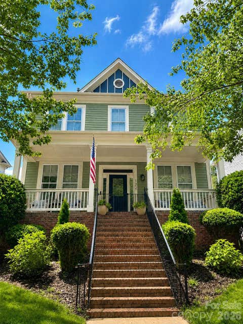 Photo of 122 Gresham Lane, Mooresville, NC 28117 (MLS # 4400373)