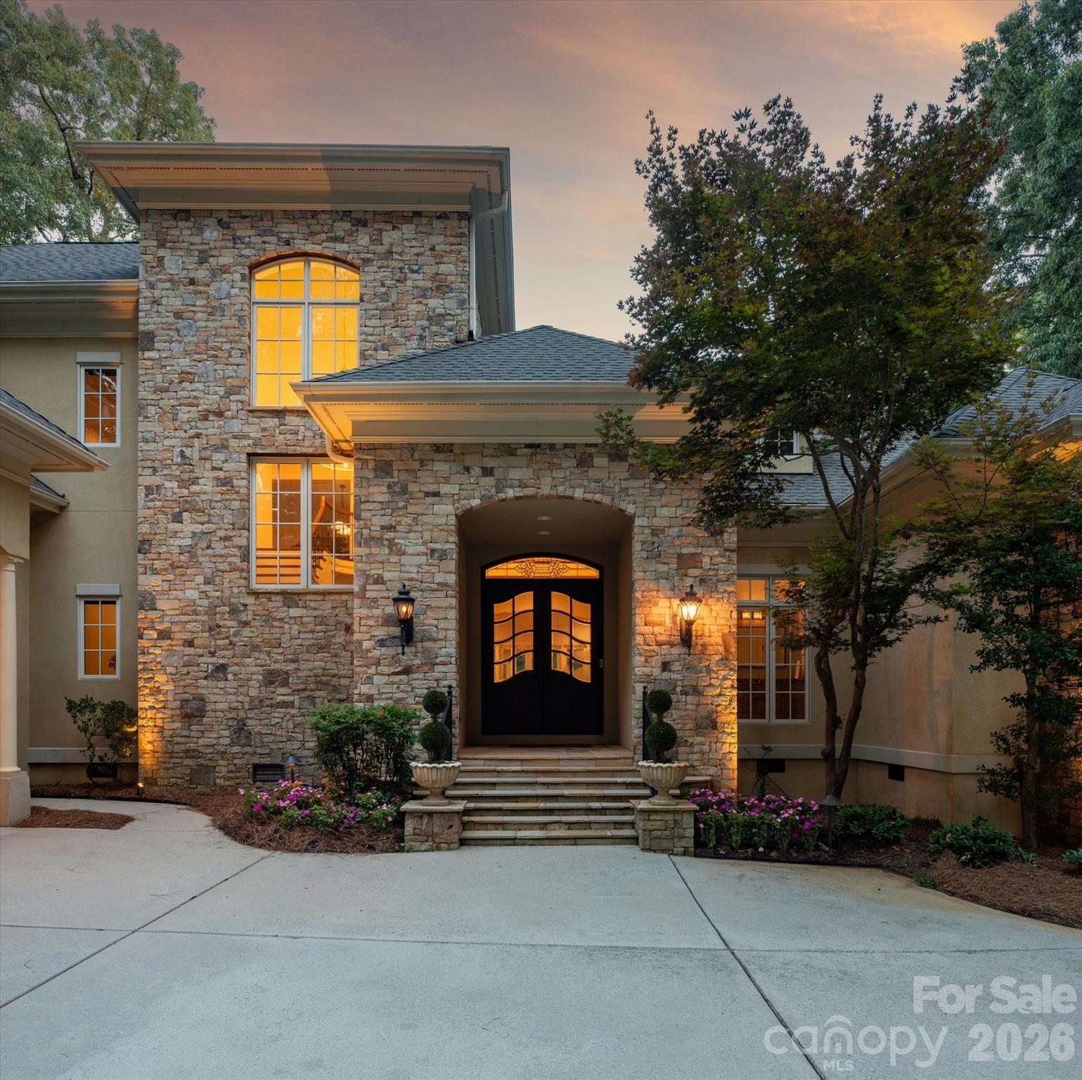 9117 Yellow Pine Court