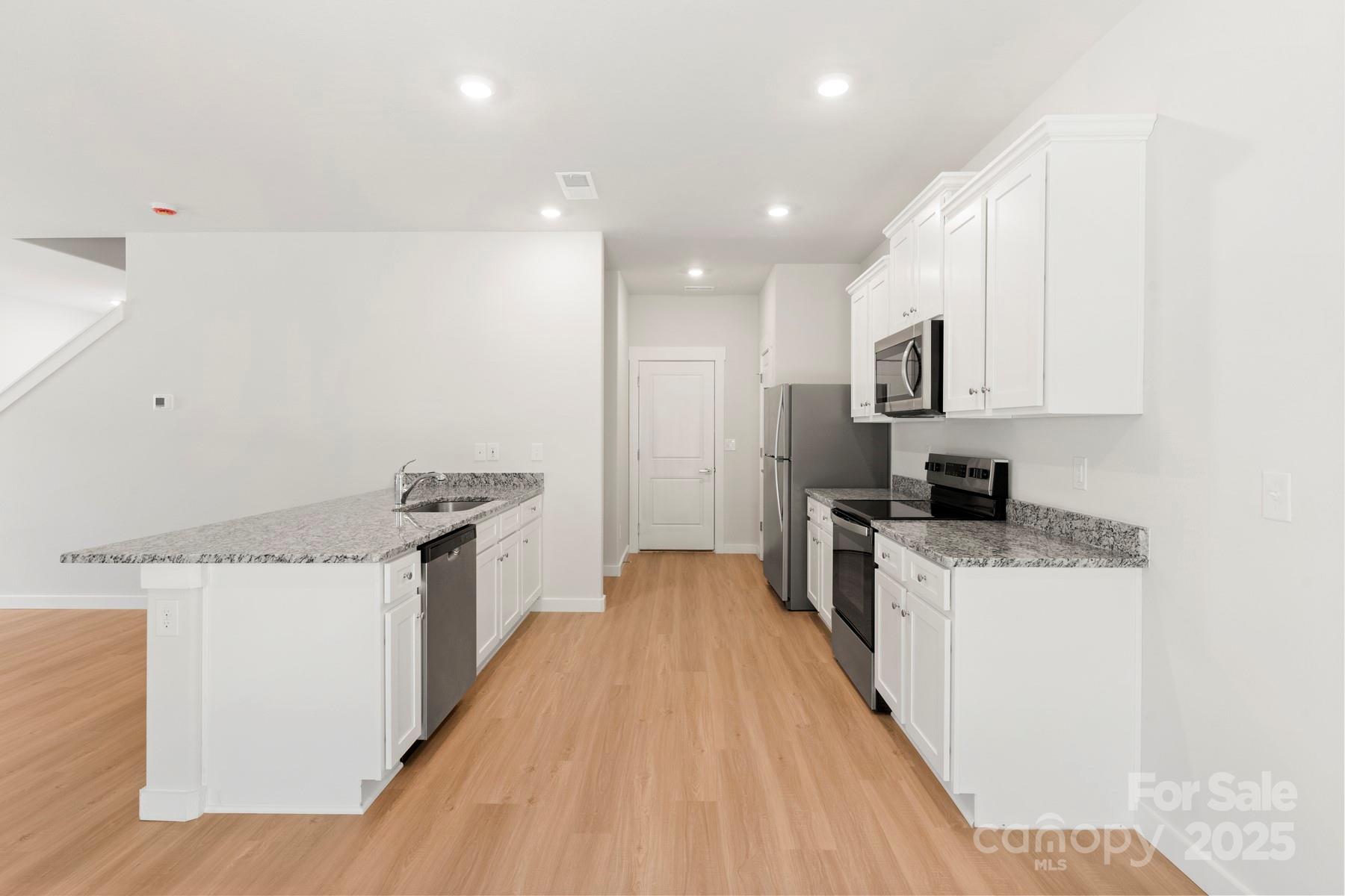 1544 Doran Terrace