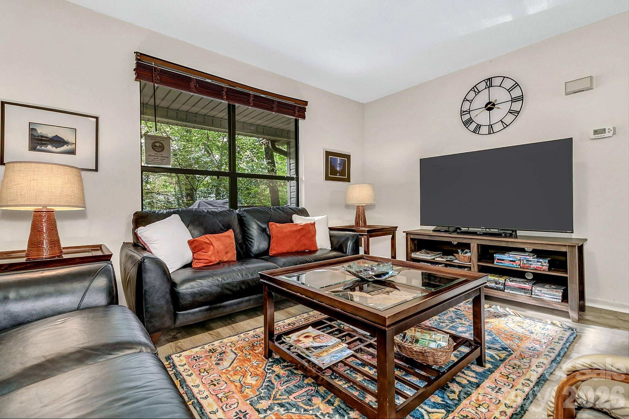281 Redwing Road