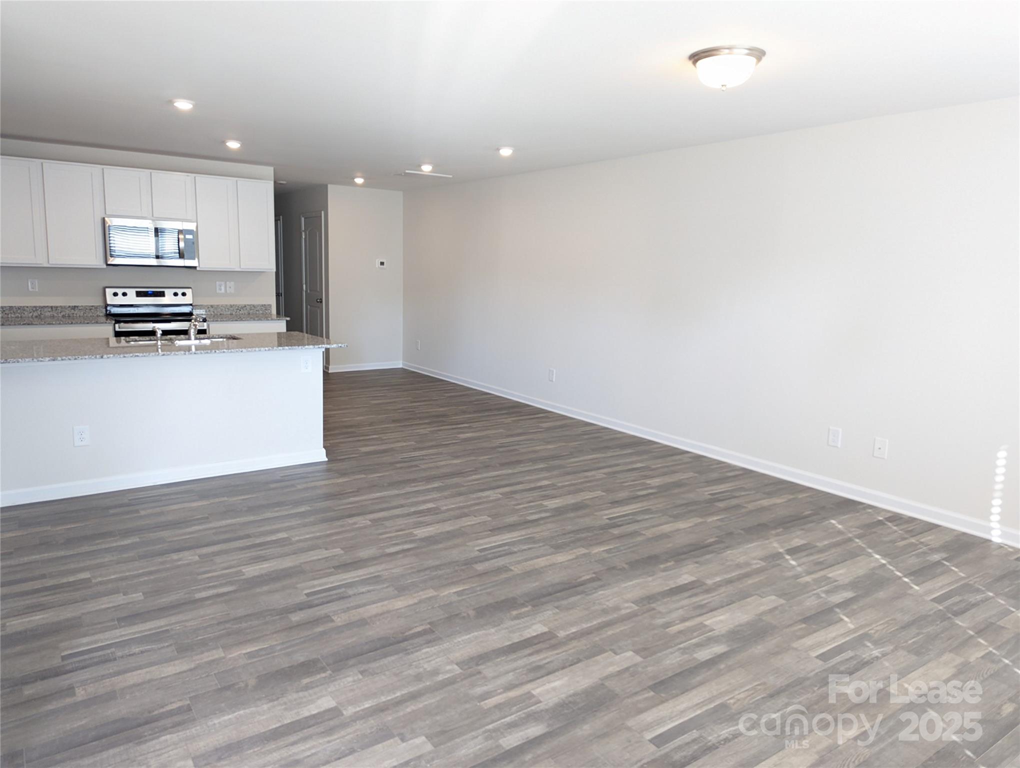 Ashton Manor - Residential Lease