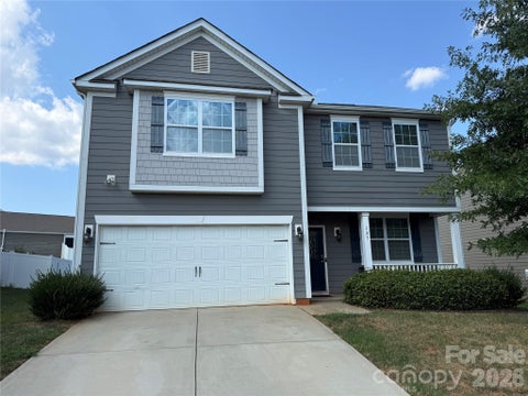 Photo of 107 Longleaf Drive, Mooresville, NC 28117 (MLS # 4420339)