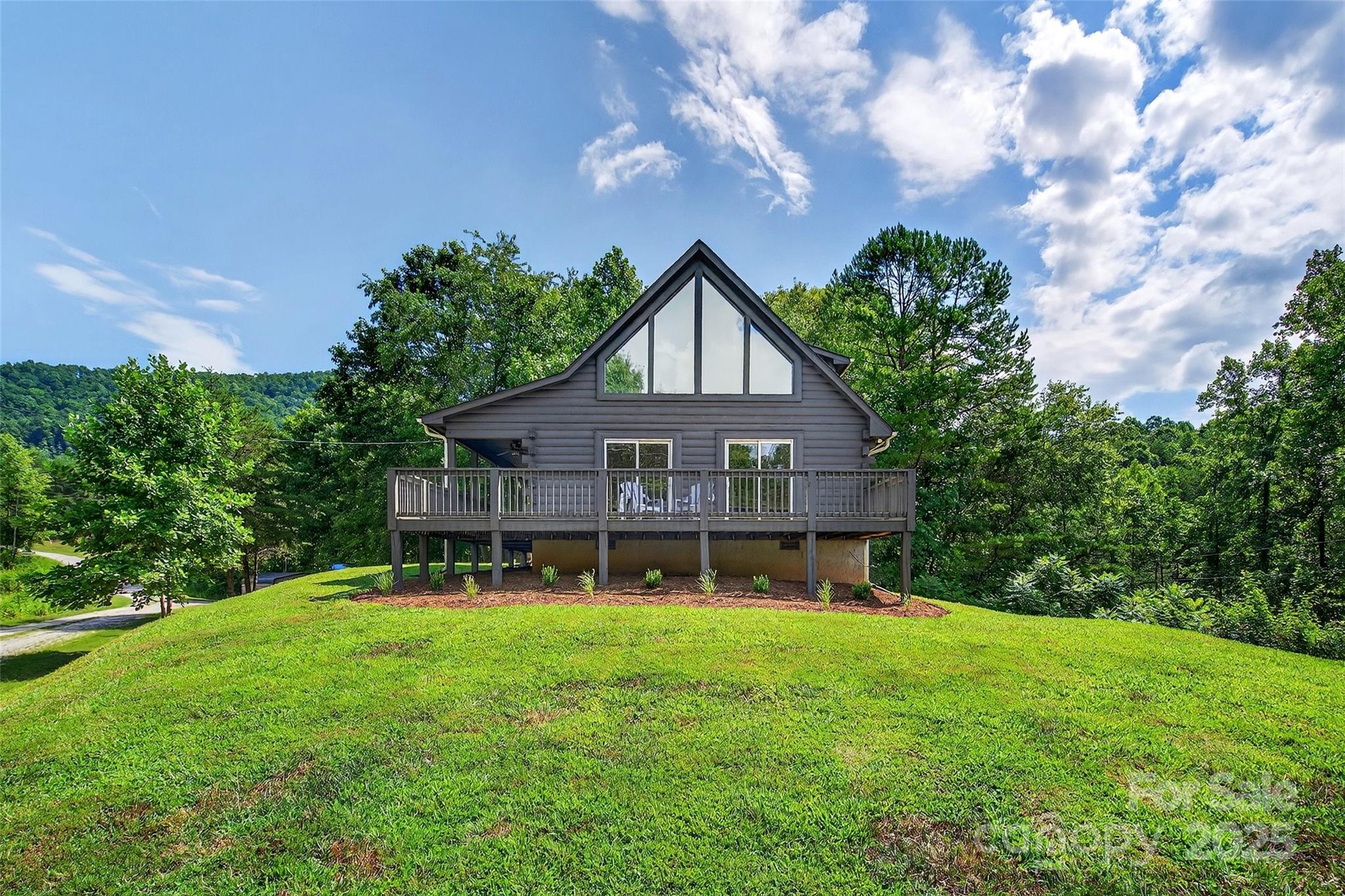 62 Ashe Bridge Road N