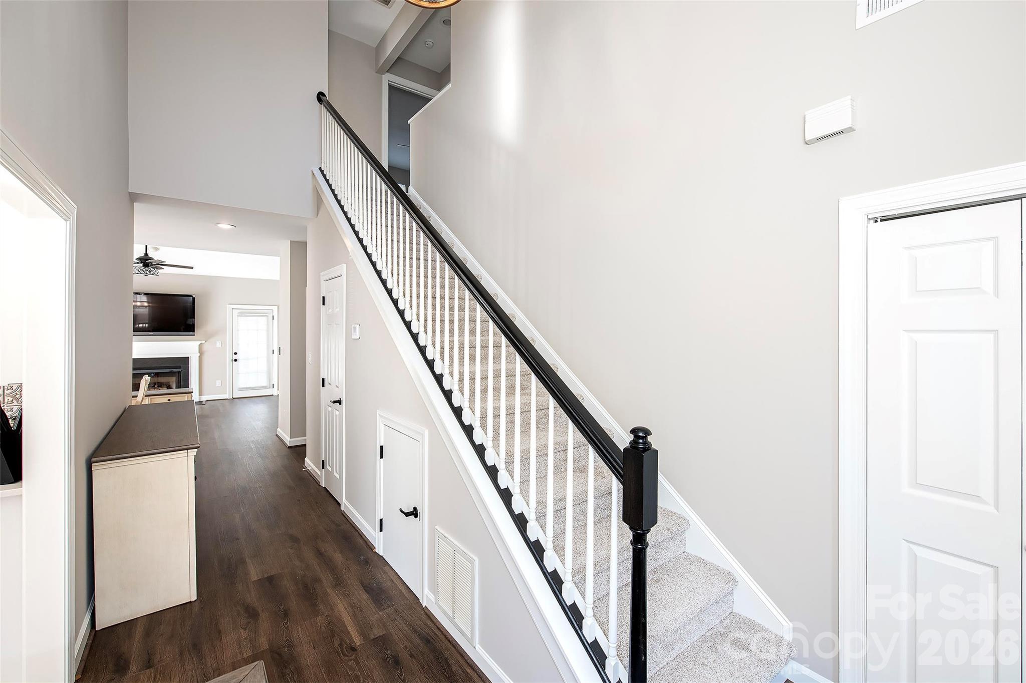 5919 Fitzwilliams Lane