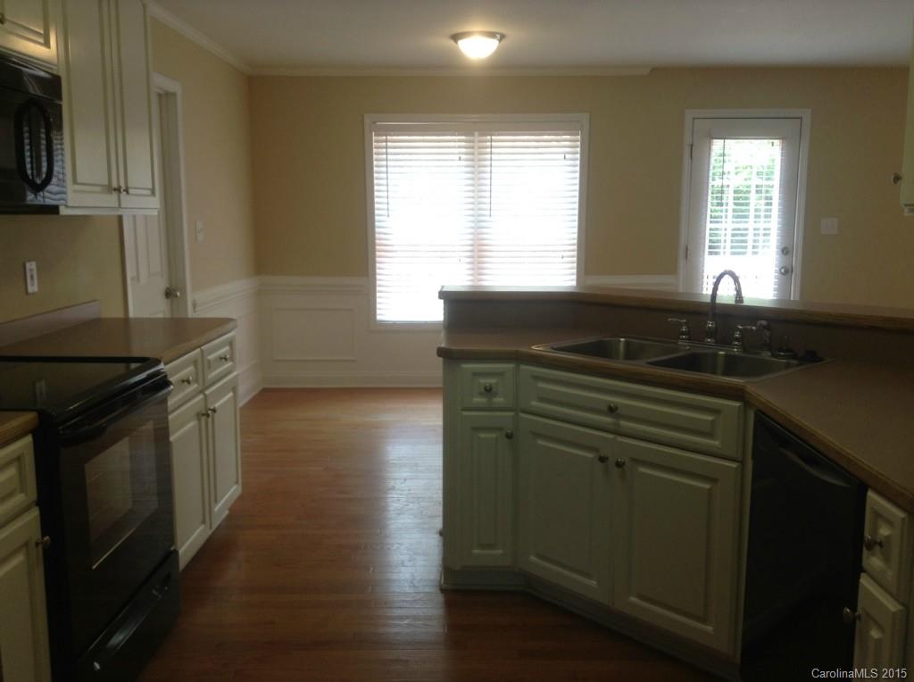 Damon Pointe - Residential Lease