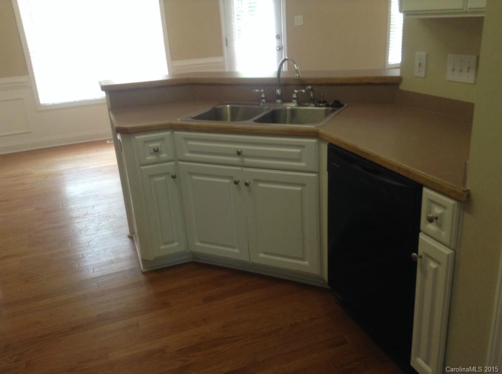 Damon Pointe - Residential Lease