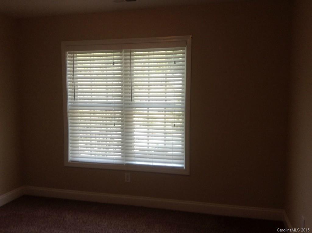 Damon Pointe - Residential Lease