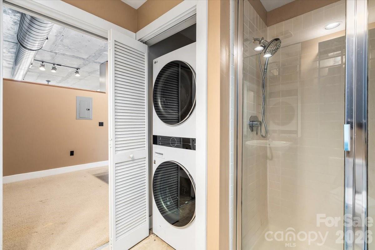 Courtside Condos - Residential