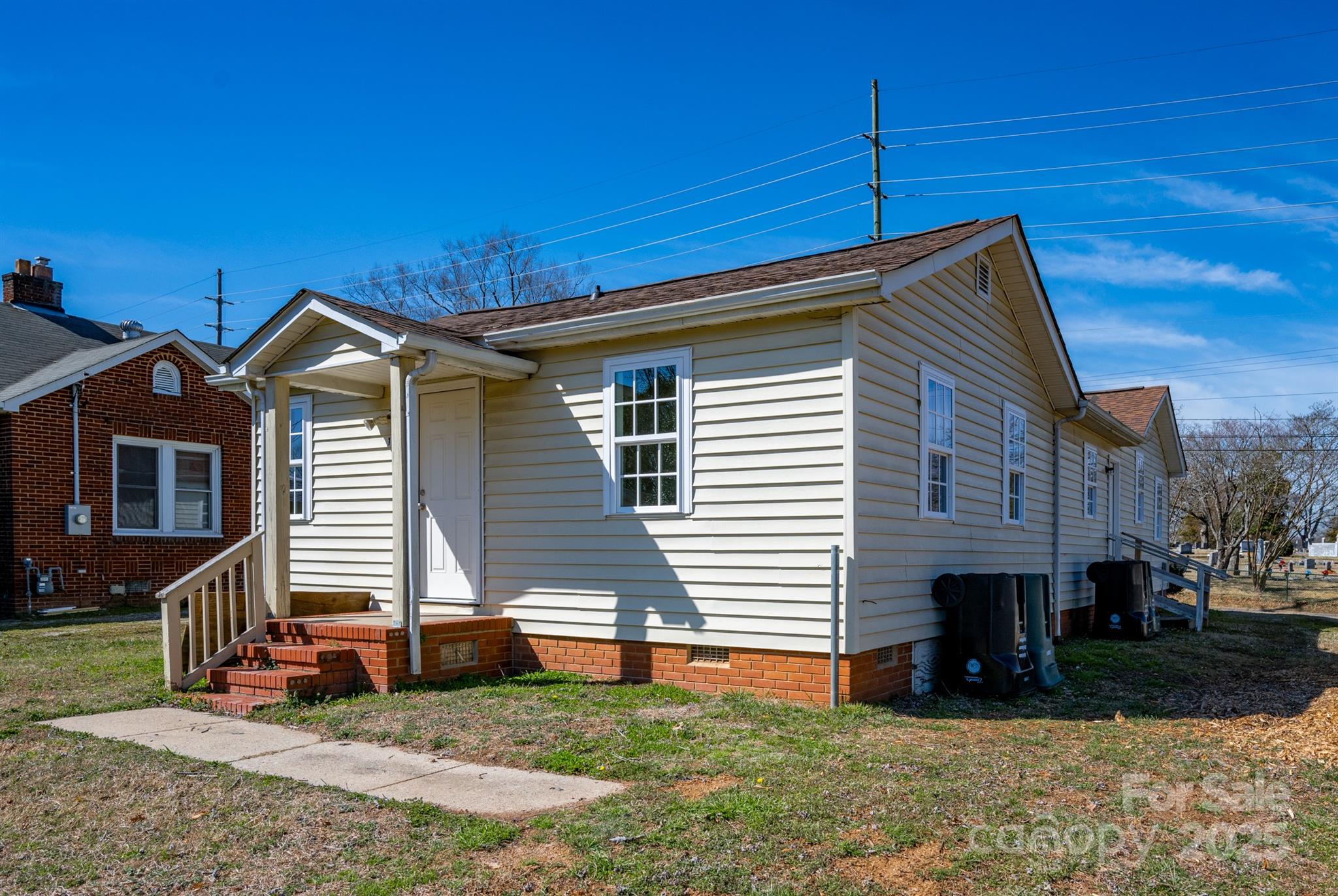 Aurora Highlands - Residential Income