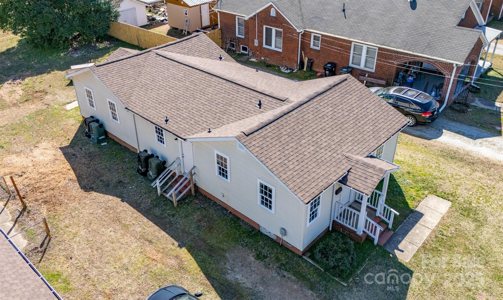 Aurora Highlands - Residential Income