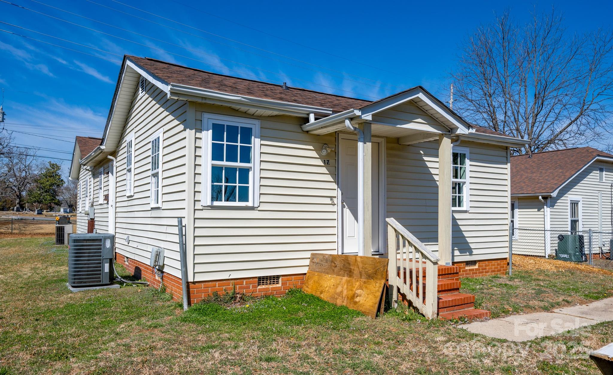 Aurora Highlands - Residential Income