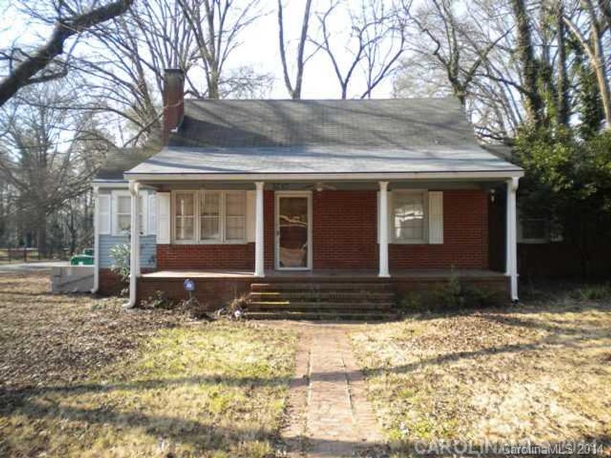 Nice two bedroom one bath home. Kitchen just renovated with new upgraded cabinets, new counters and new modern tile back splash. Interior paint thought out and original hardwoods. Large wooded, corner lot, on quiet dead-end street.