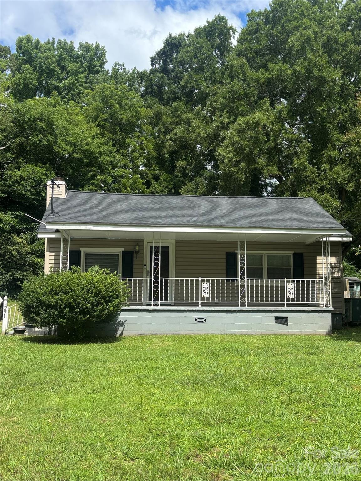 441 Pineview Road