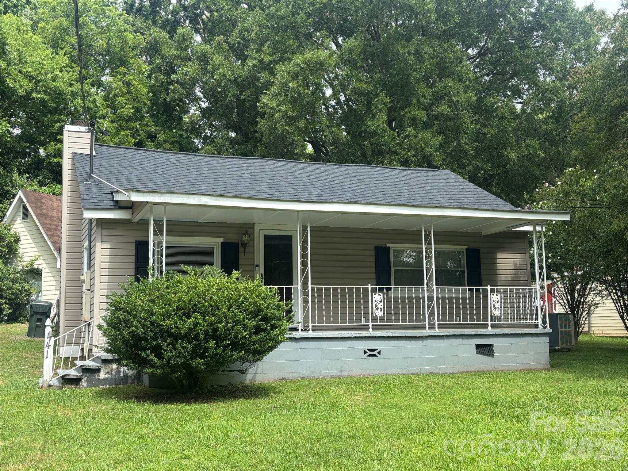 441 Pineview Road