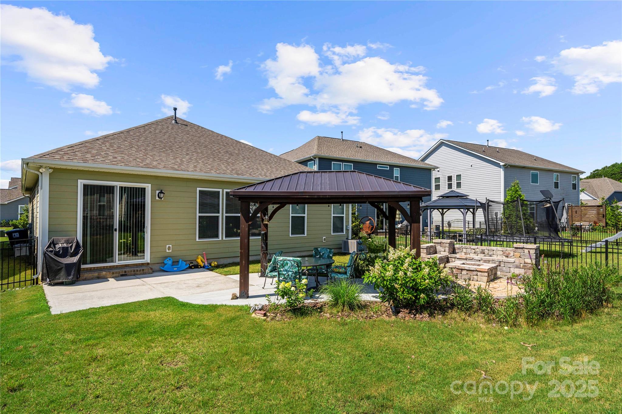 1009 Kemp Road