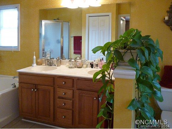 Lake Julian Trails - Residential