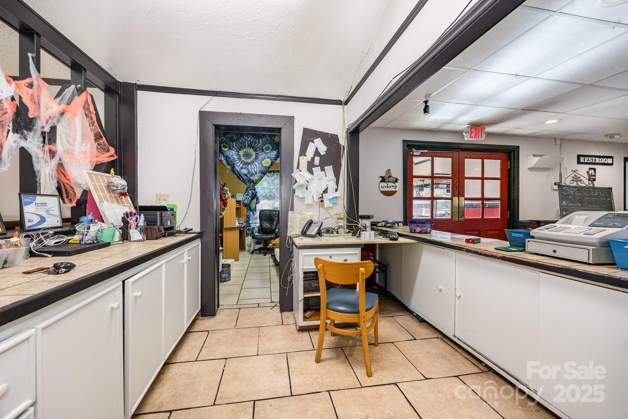 0000 Statesville Boulevard