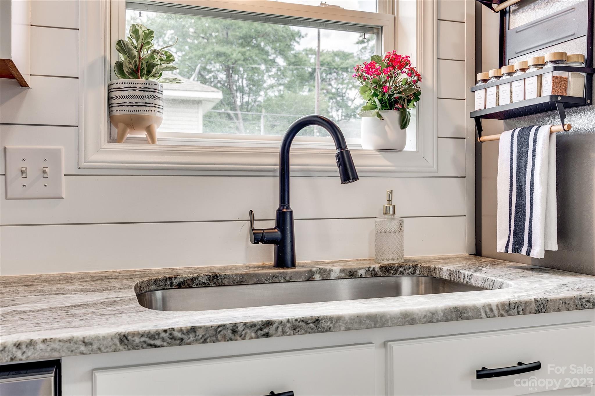 Adams Bluff - Residential