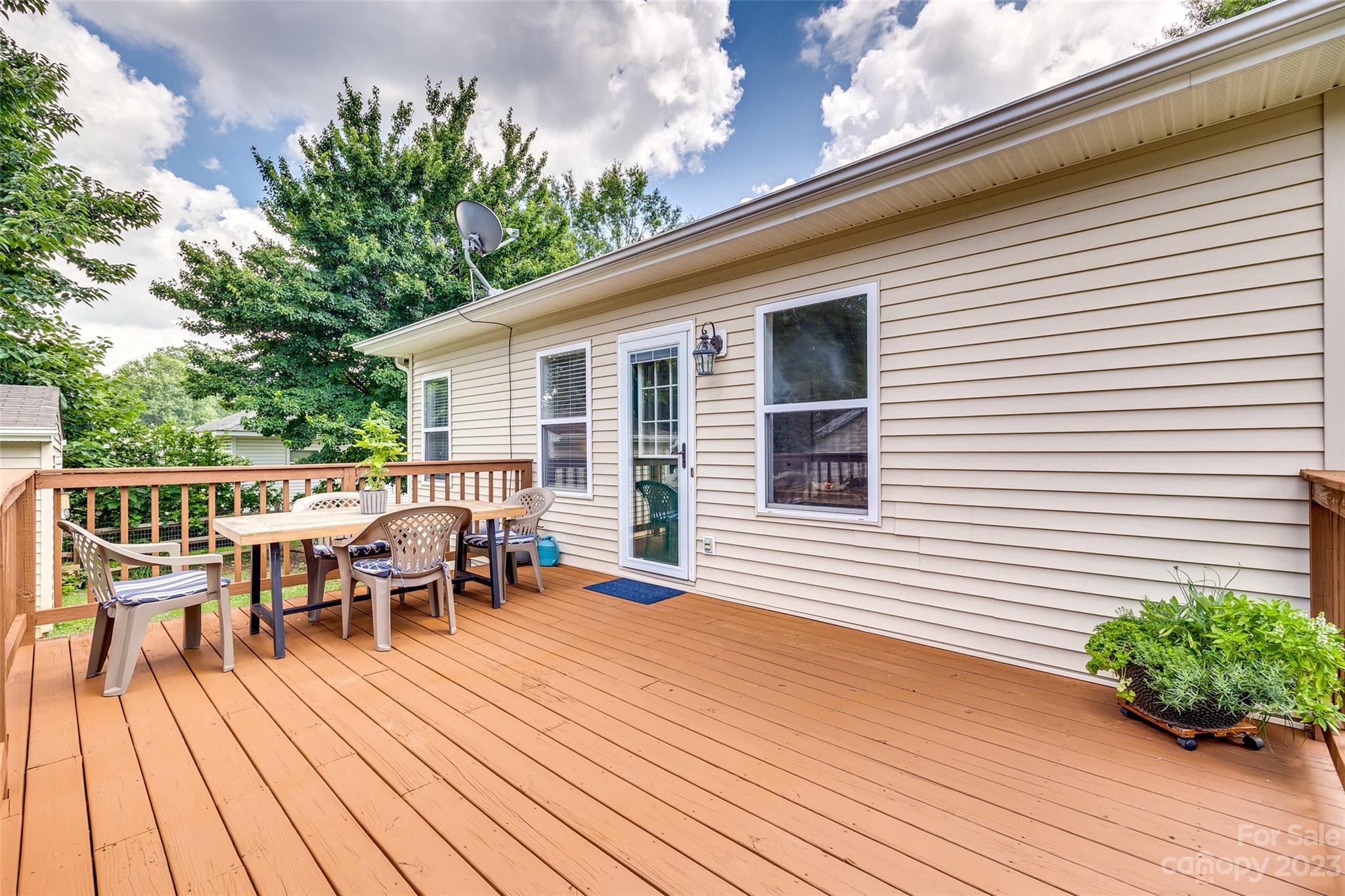 Adams Bluff - Residential