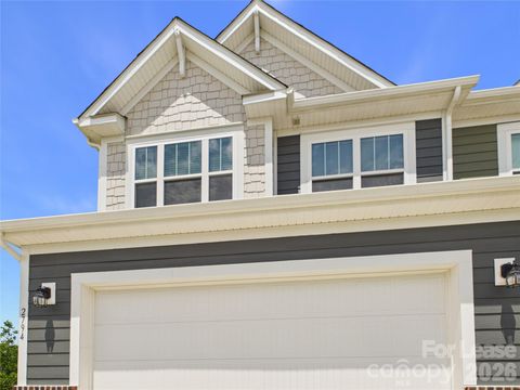 Photo of 2794 Yeager Drive NW, Concord, NC 28027 (MLS # 4388031)