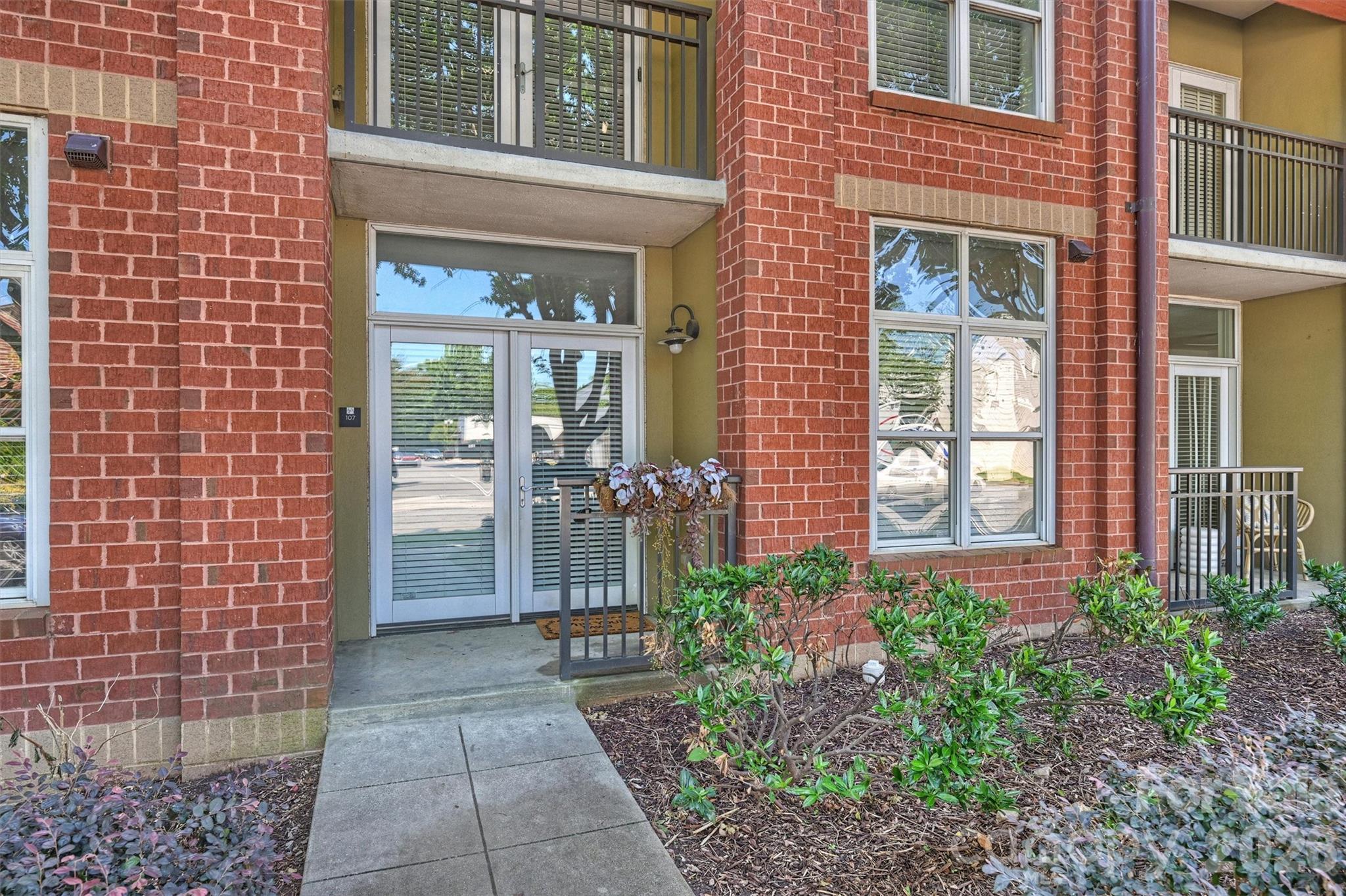 1320 Fillmore Avenue 107