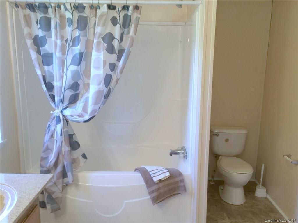 Suncrest Farms - Residential