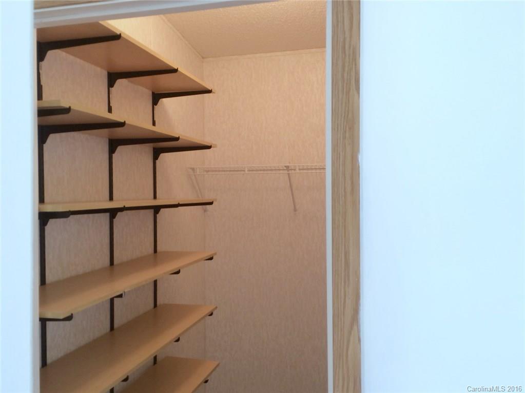 Suncrest Farms - Residential