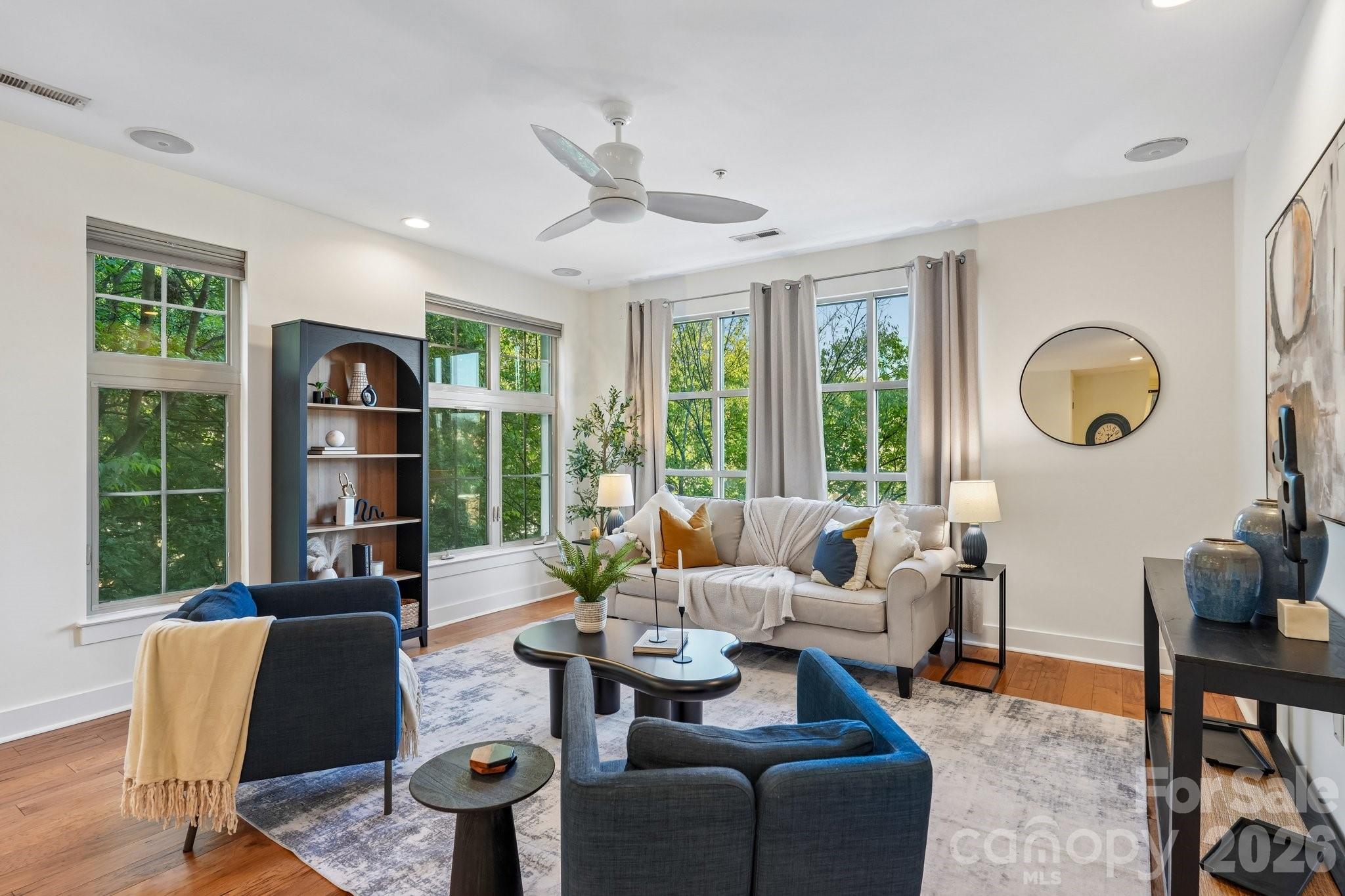 1101 W 1st Street 301