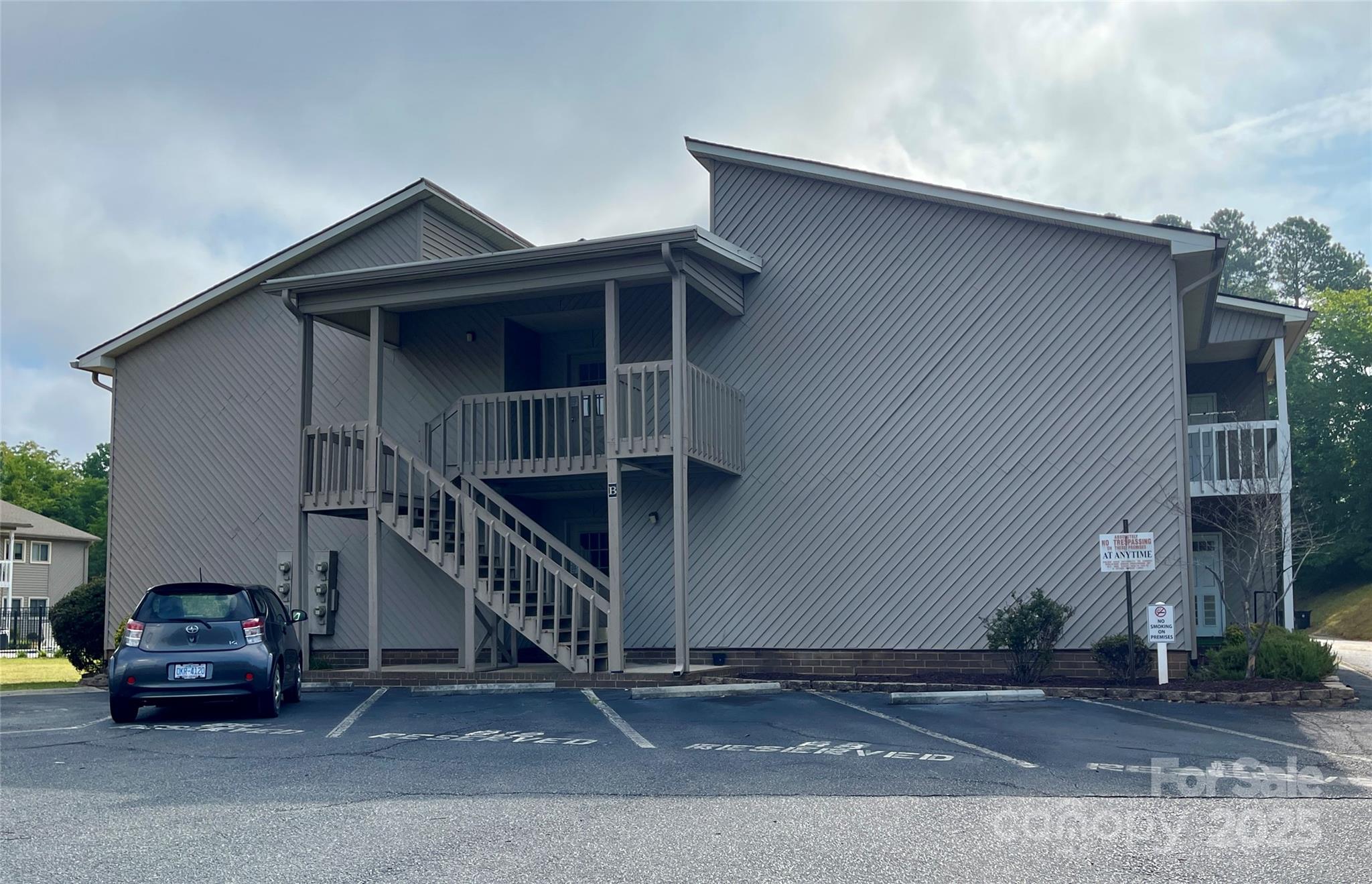 140 NE Lake Concord Road NE B6