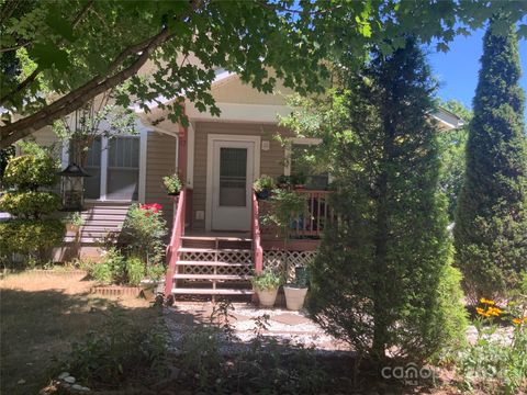 17 Buttonwood Court Asheville NC 28806