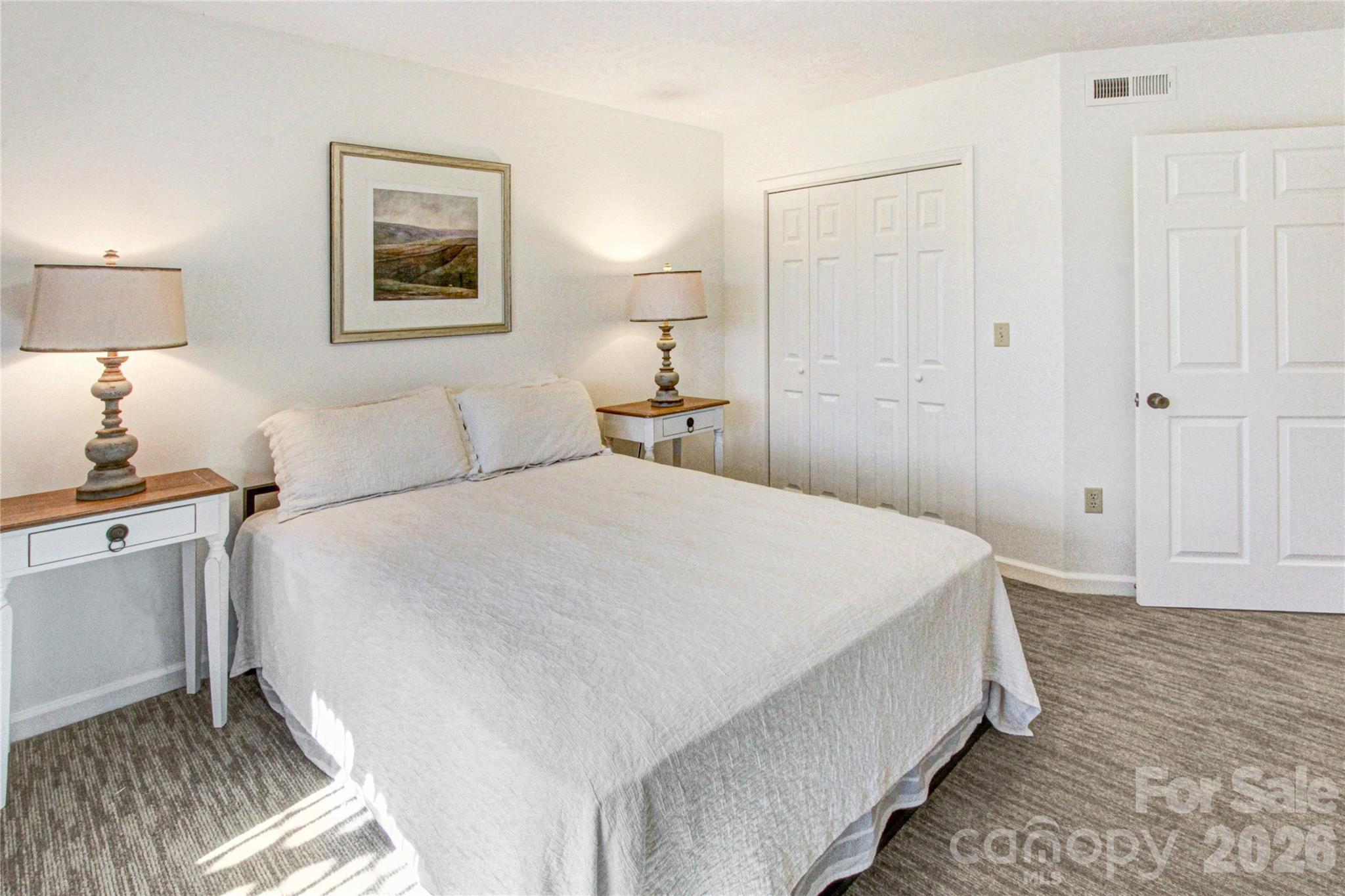 Toxaway Views Condominiuns - Residential