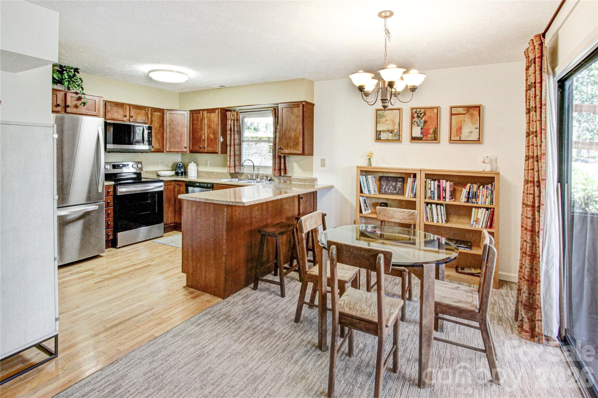 Toxaway Views Condominiuns - Residential