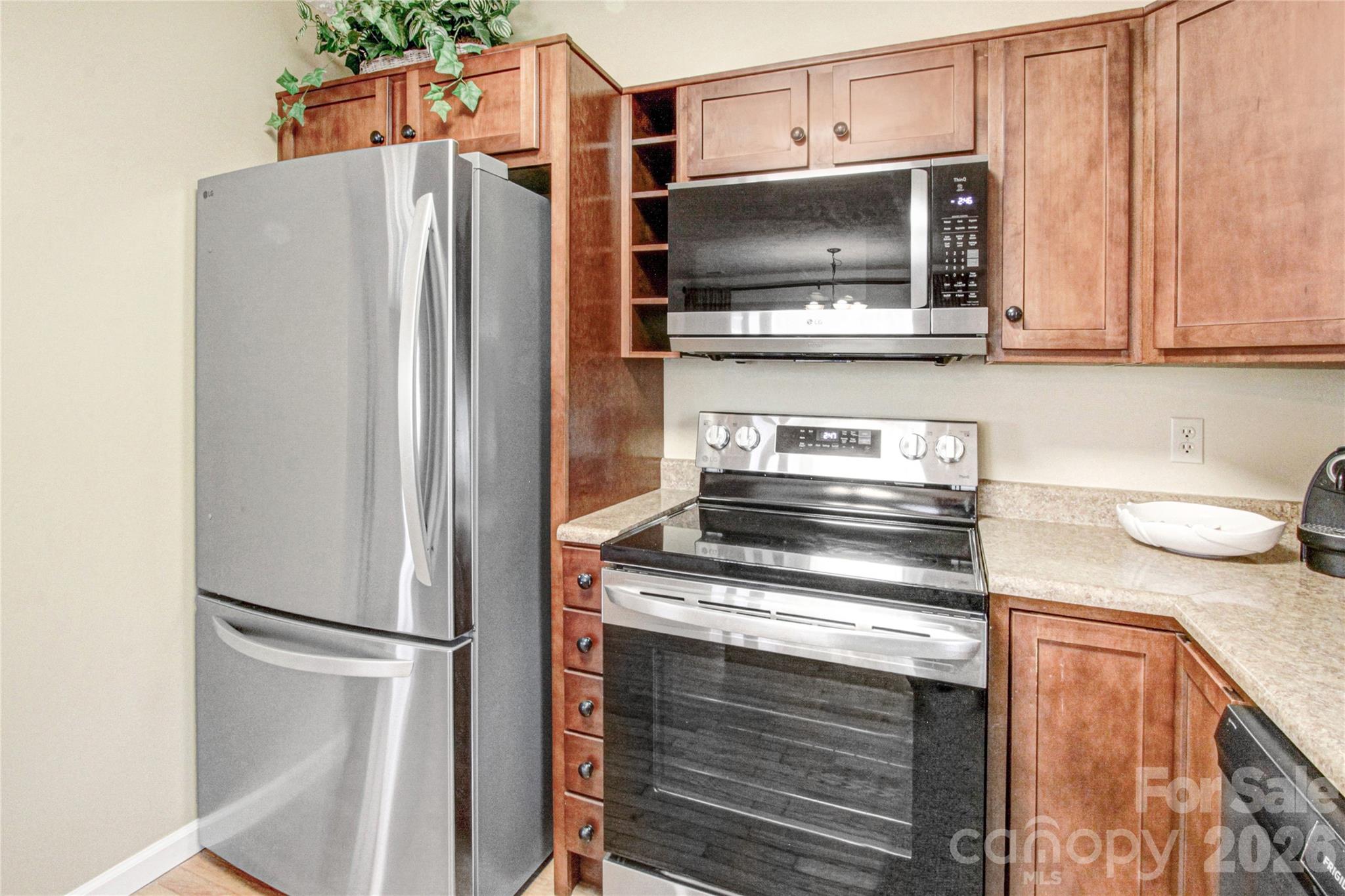 Toxaway Views Condominiuns - Residential