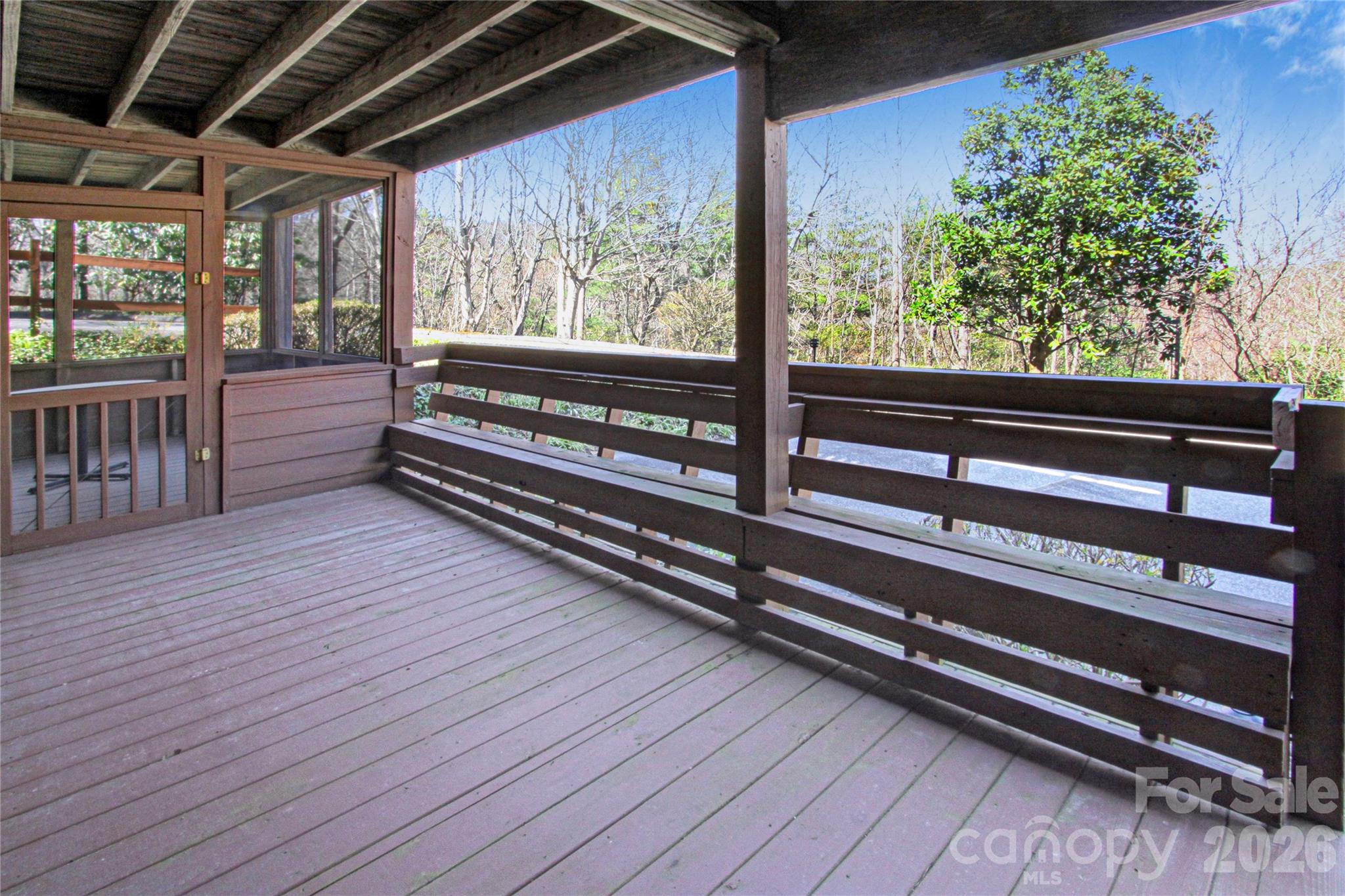 Toxaway Views Condominiuns - Residential