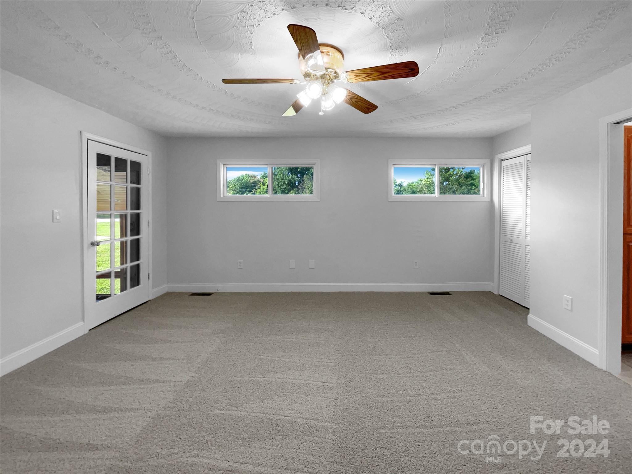 Leewood Acres - Residential