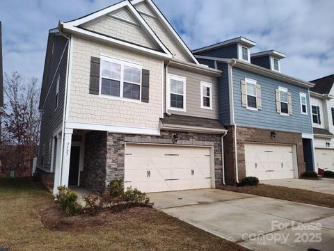 Photo of 3327 Glenn Hope Way, Matthews, NC 28104 (MLS # 4329497)