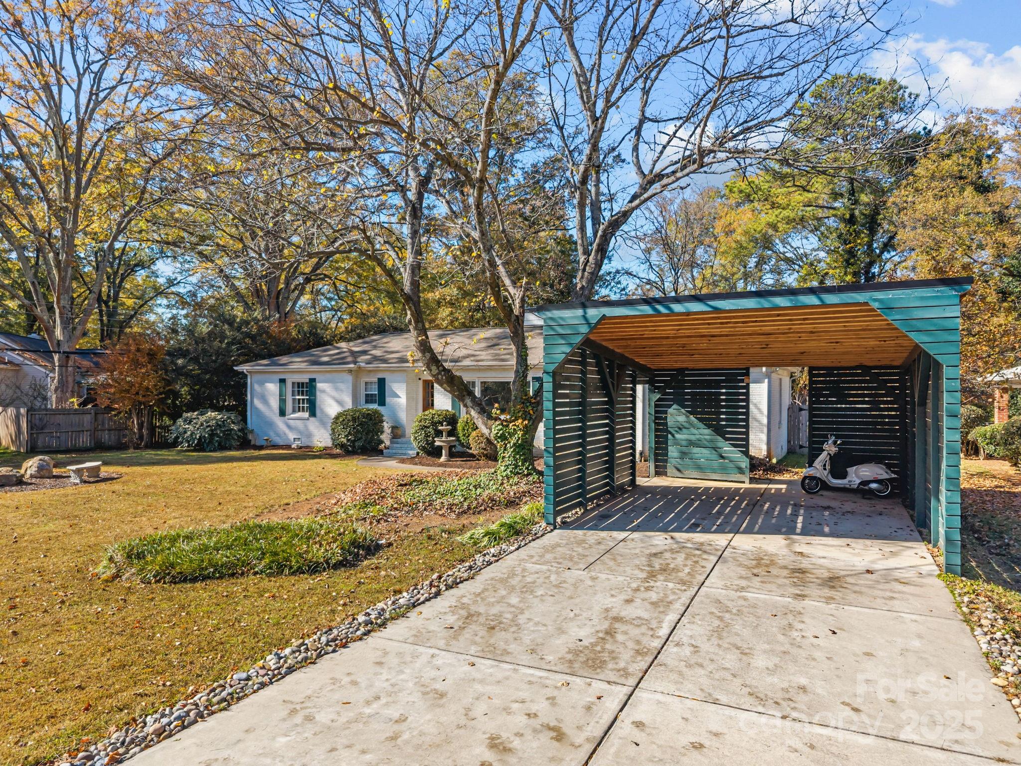 1417 Havencrest Avenue