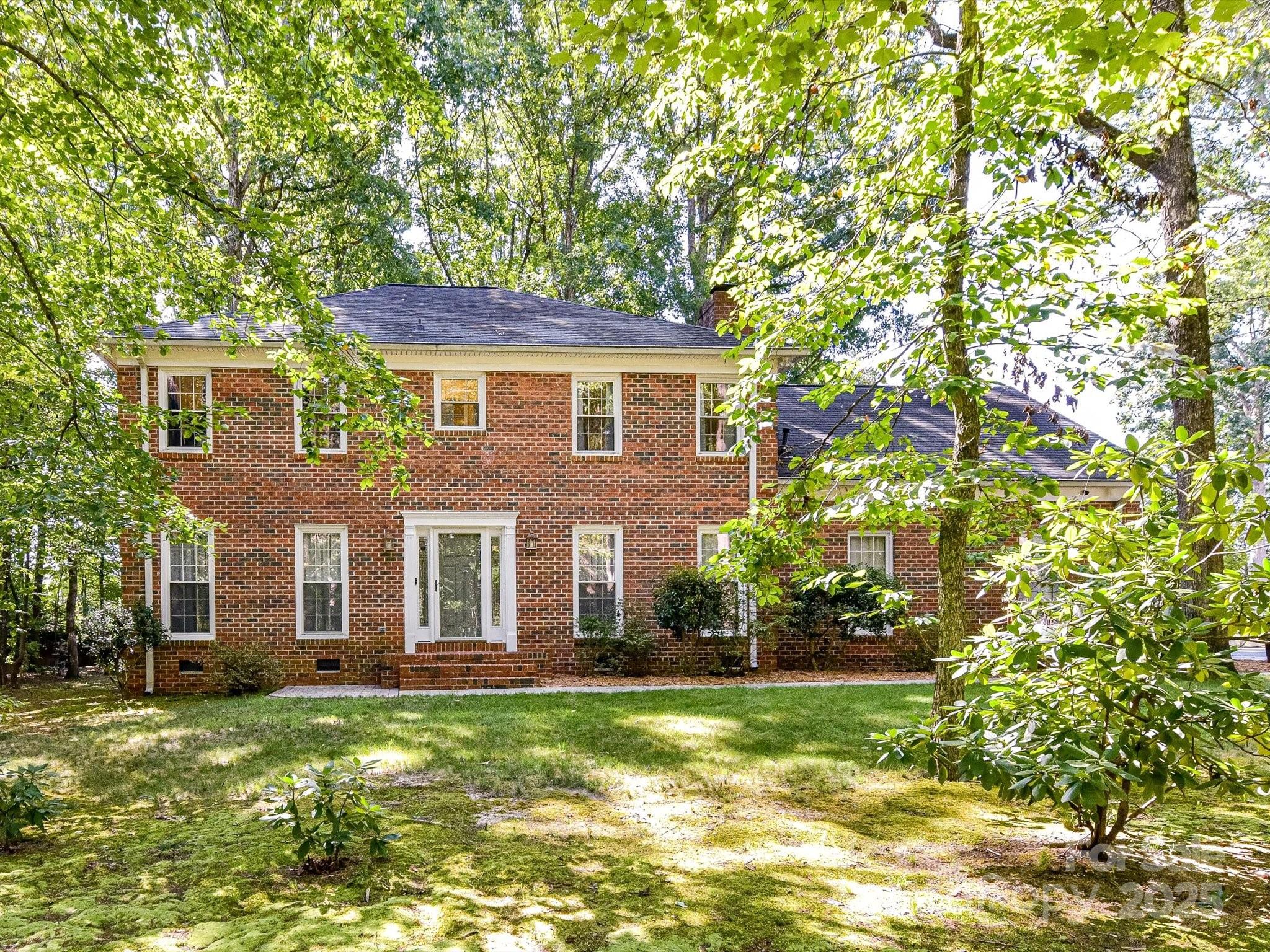 2506 King Arthur Drive