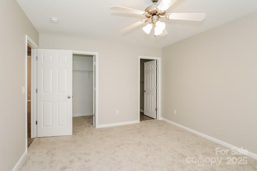 Oaks Of Broadway - Residential