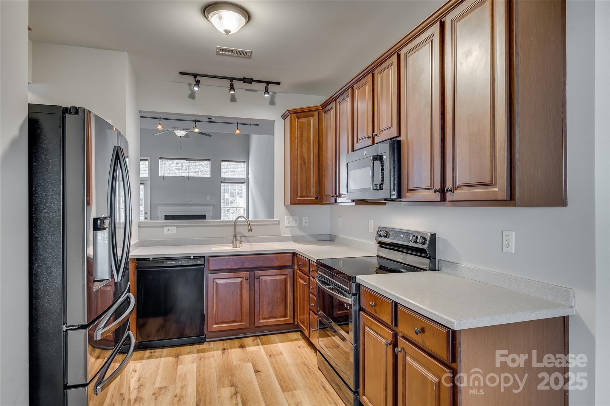 Fairway Townes - Residential Lease