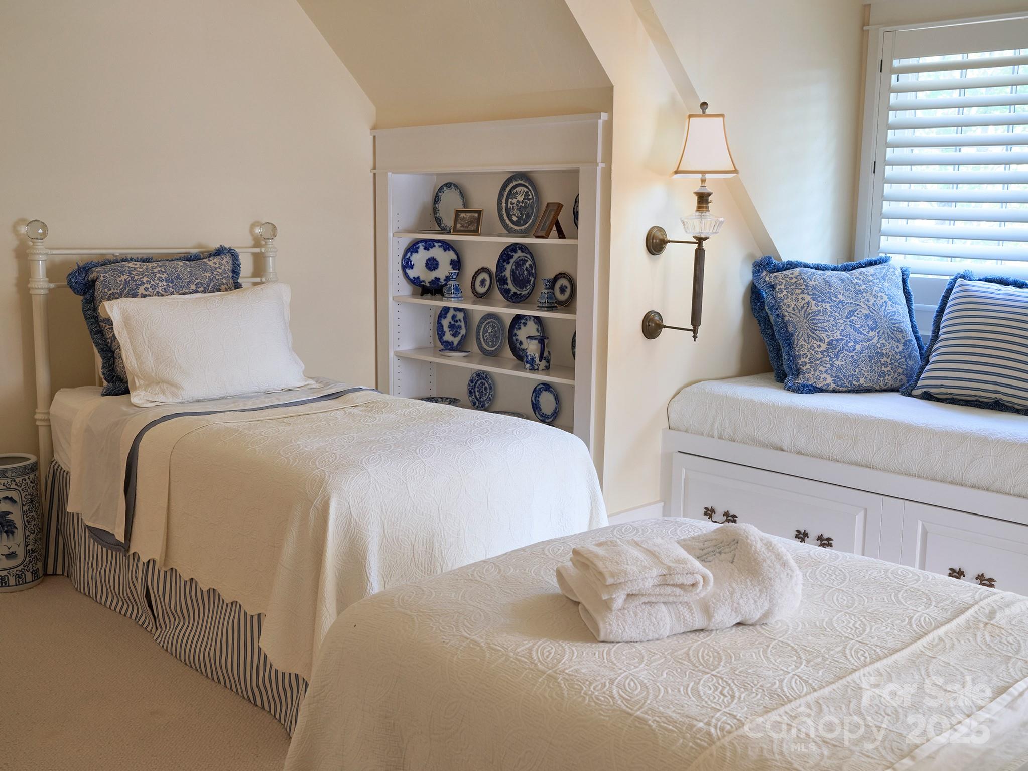 Golden Hills - Residential