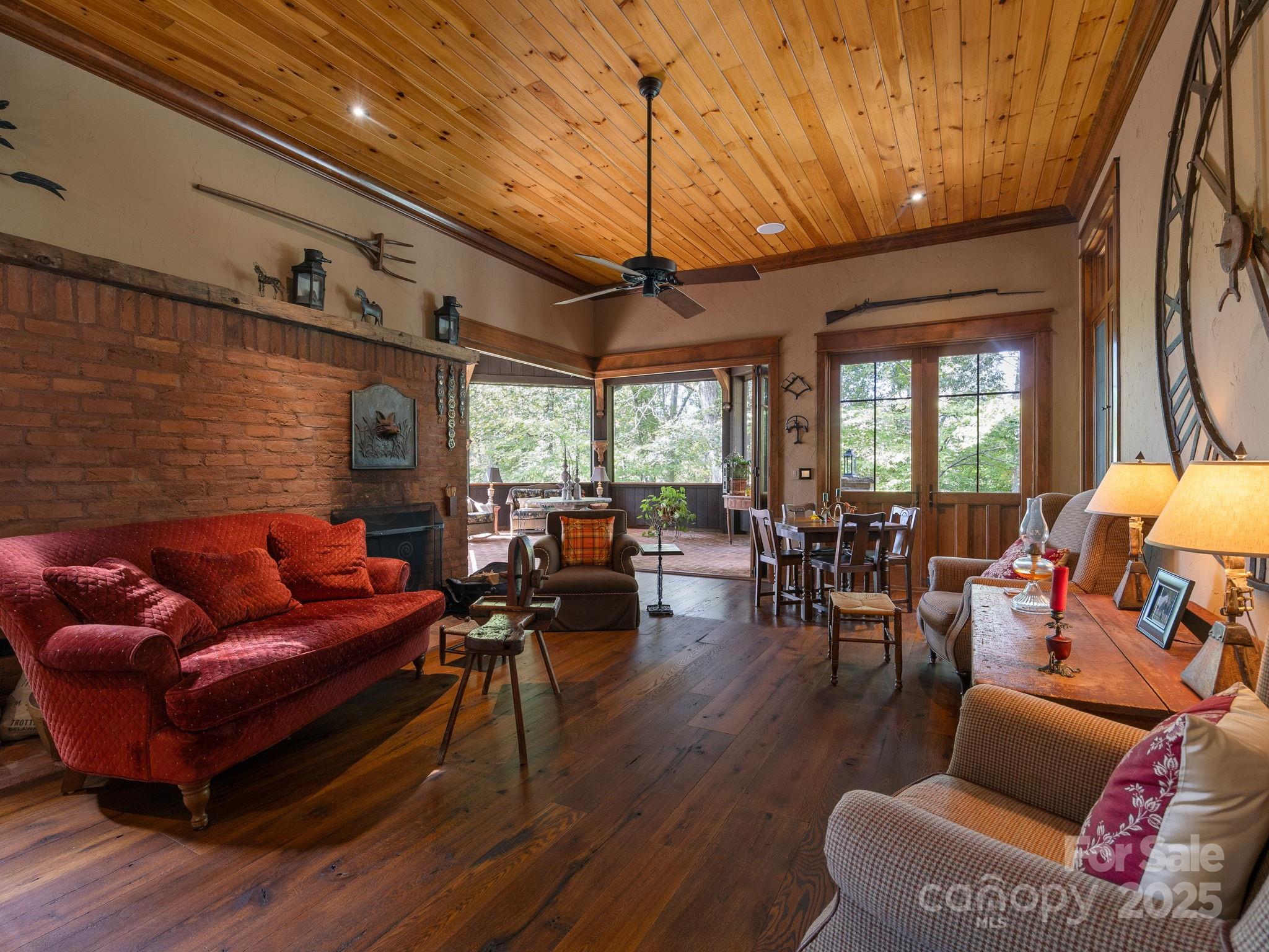 Golden Hills - Residential