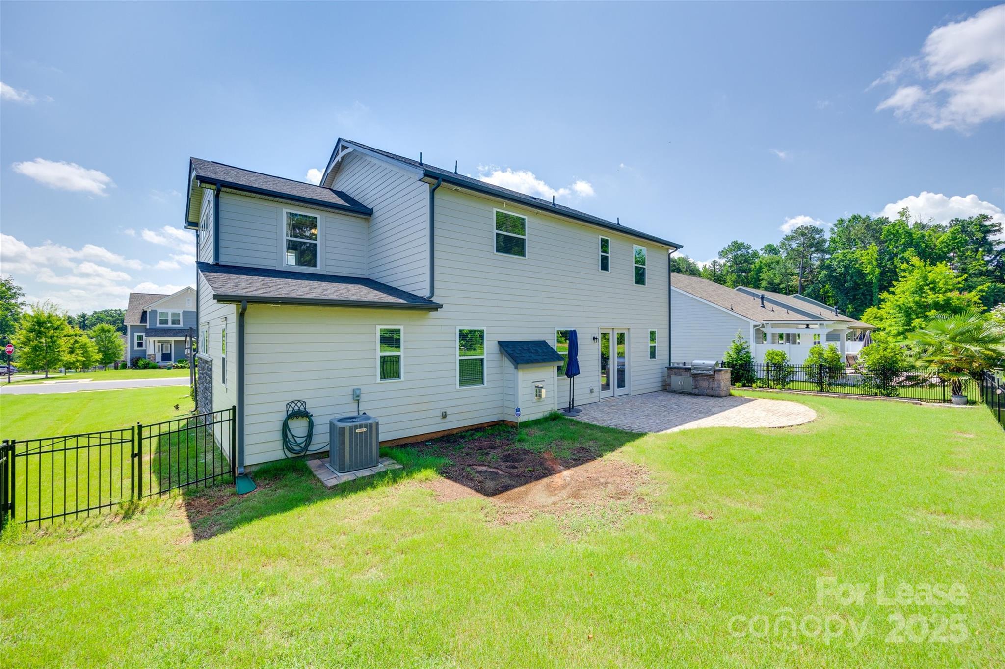 Lake Crest - Residential Lease