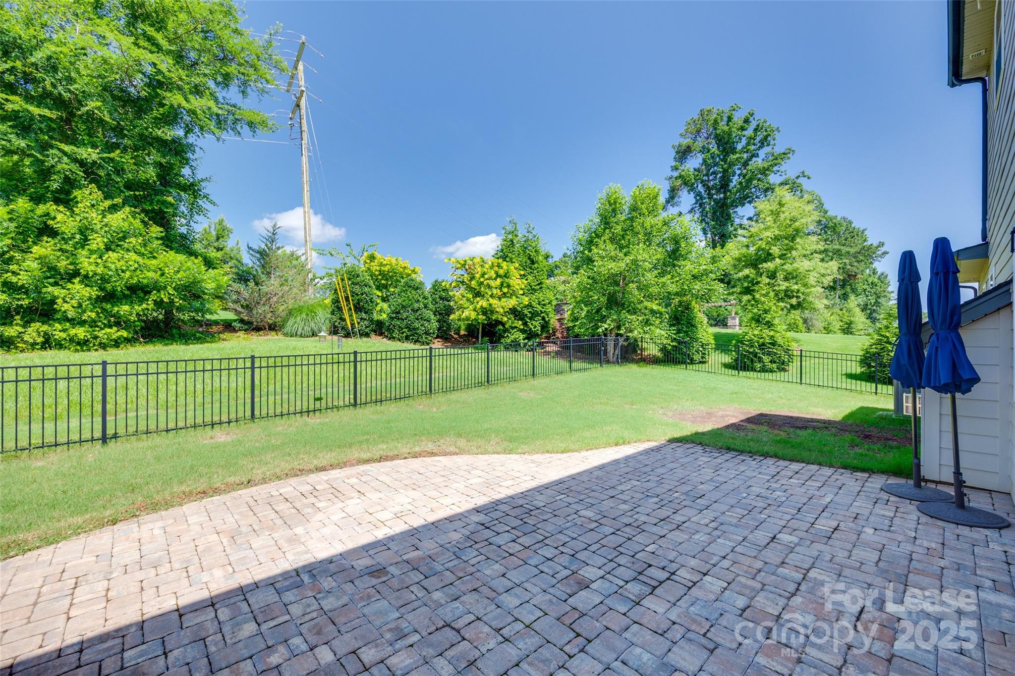 Lake Crest - Residential Lease