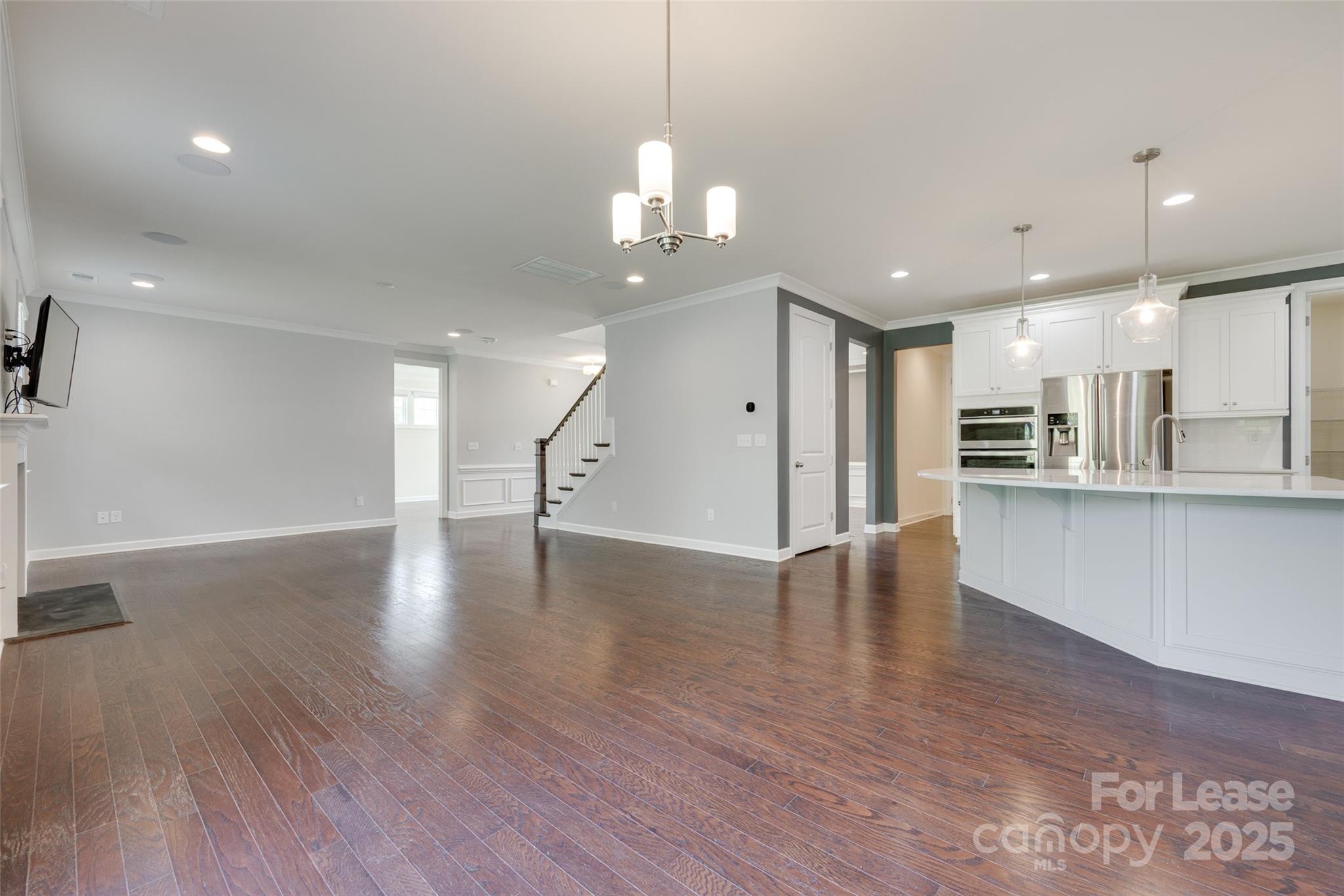 Lake Crest - Residential Lease