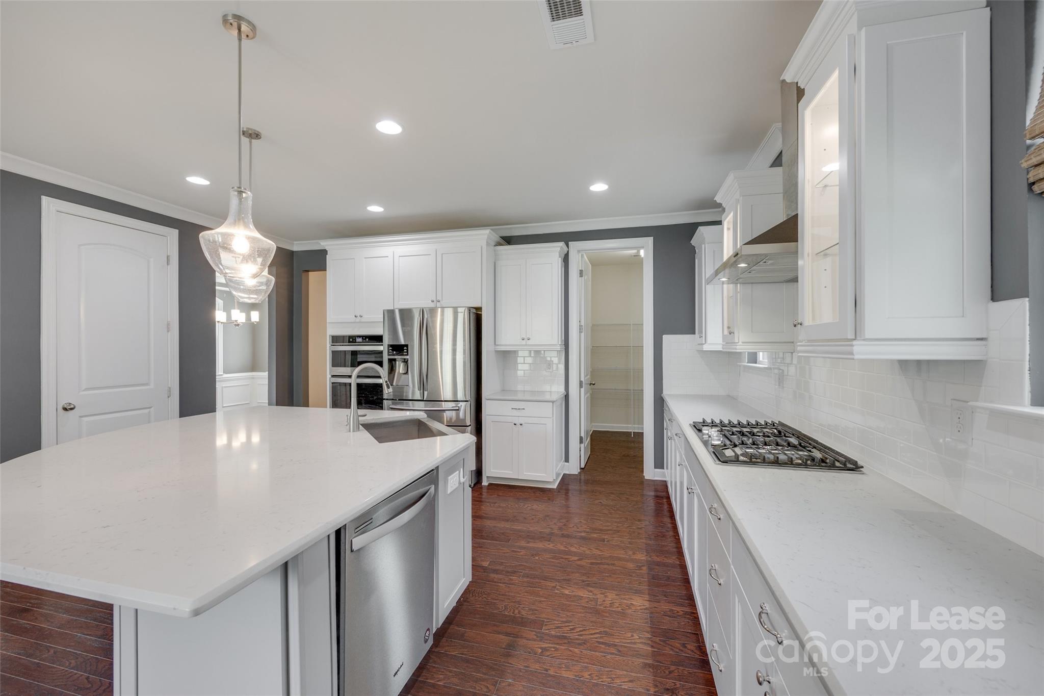 Lake Crest - Residential Lease